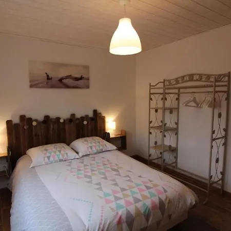 Logement, Rez-De-Jardin D'Une Maison, Oree Du Bois-3
